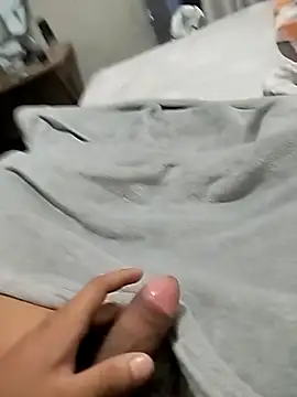 Snapshot of maynor1233 chatting on 03/25/26, 09:32 maynor1233 online show from 03/25/26, 09:32