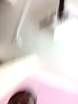 Snapshot of heena-3678 chatting on 11/16/25, 12:11 heena-3678 online show from 11/16/25, 12:11