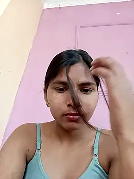 Snapshot of heena-3678 chatting on 03/16/26, 08:07 heena-3678 online show from 03/16/26, 08:07