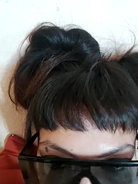 Snapshot of arimydari chatting on 12/05/25, 06:37 arimydari online show from 12/05/25, 06:37