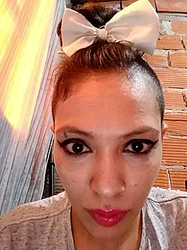 Snapshot of arimydari chatting on 02/14/26, 07:32 arimydari online show from 02/14/26, 07:32