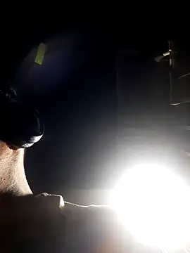 Snapshot of Elcabezhupas97 chatting on 10/31/25, 02:45 Elcabezhupas97 online show from 10/31/25, 02:45