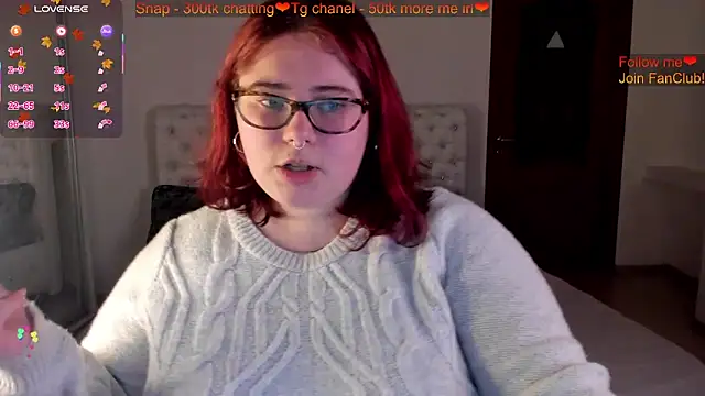 Lily lu one online show from 11/18/25, 09:41