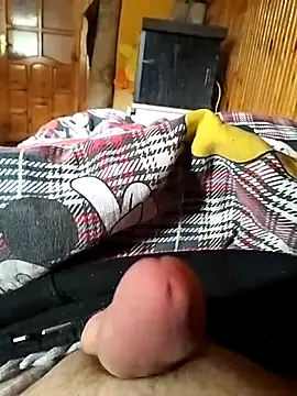 Snapshot of surfacespurt54 chatting on 04/05/26, 11:07 surfacespurt54 online show from 04/05/26, 11:07