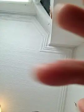 Snapshot of beelzeboobek chatting on 10/06/25, 08:56 beelzeboobek online show from 10/06/25, 08:56