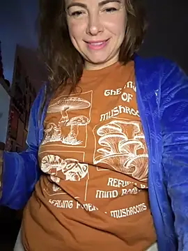 NaughtyLittleVeteran online show from 12/17/25, 07:47