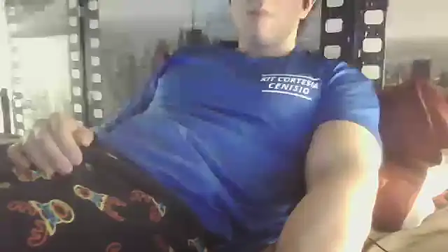 Snapshot of Introlatino88 chatting on 02/24/25, 11:19 Introlatino88 online show from 02/24/25, 11:19