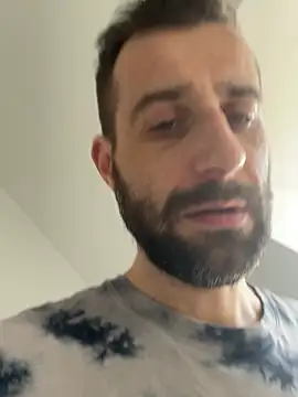 Snapshot of gryzoon chatting on 02/25/26, 08:13 gryzoon online show from 02/25/26, 08:13