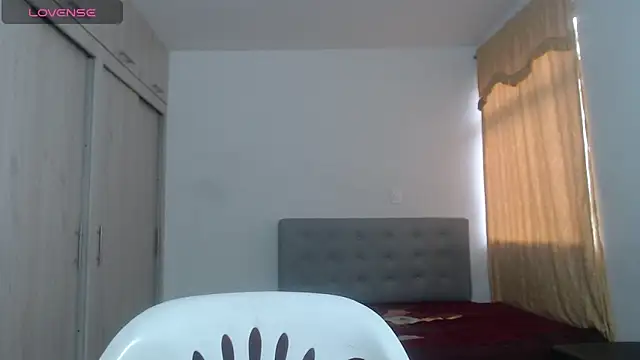 Anthonela Queen online show from 09/17/25, 10:00