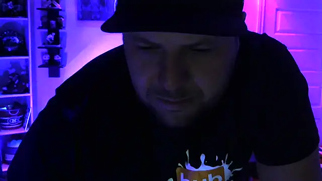 Snapshot of MickDollz chatting on 02/26/25, 05:20 MickDollz online show from 02/26/25, 05:20