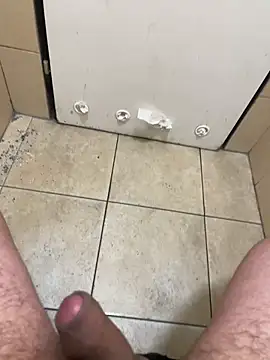 Snapshot of Alexander18edd chatting on 09/22/25, 09:44 Alexander18edd online show from 09/22/25, 09:44