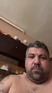 Snapshot of Alexander18edd chatting on 12/14/25, 12:32 Alexander18edd online show from 12/14/25, 12:32