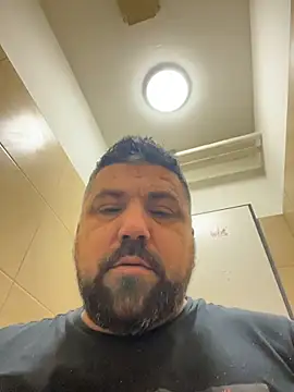 Snapshot of Alexander18edd chatting on 02/13/26, 01:29 Alexander18edd online show from 02/13/26, 01:29