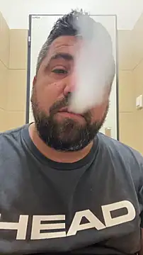 Snapshot of Alexander18edd chatting on 02/27/26, 11:32 Alexander18edd online show from 02/27/26, 11:32