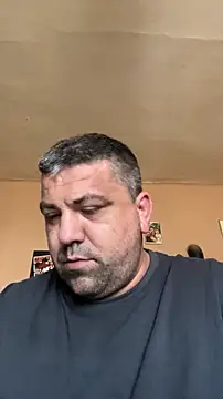 Snapshot of Alexander18edd chatting on 03/06/26, 10:23 Alexander18edd online show from 03/06/26, 10:23