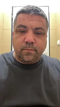 Snapshot of Alexander18edd chatting on 03/07/26, 07:27 Alexander18edd online show from 03/07/26, 07:27