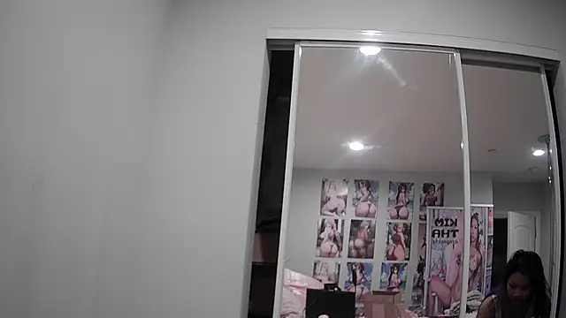 princesskimamii online show from 10/29/25, 03:42