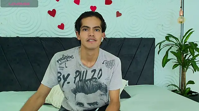 Maximoherrera 16 online show from 03/05/25, 03:40