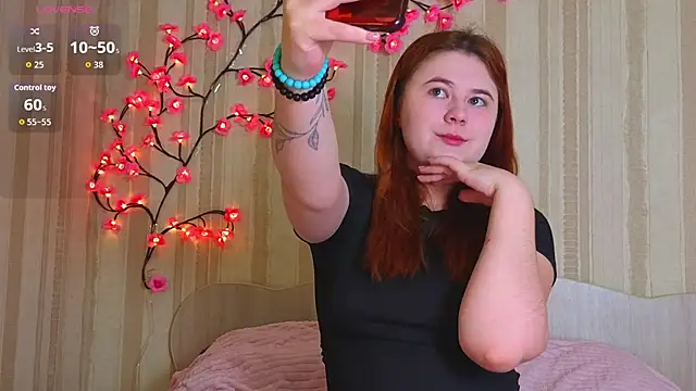 Eva Starlight online show from 02/15/26, 04:09