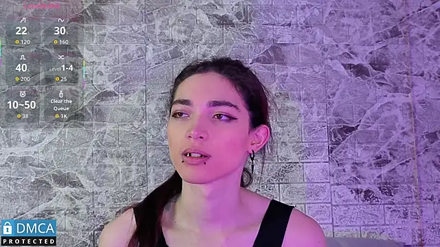 MaeveKuro online show from 10/04/25, 03:04