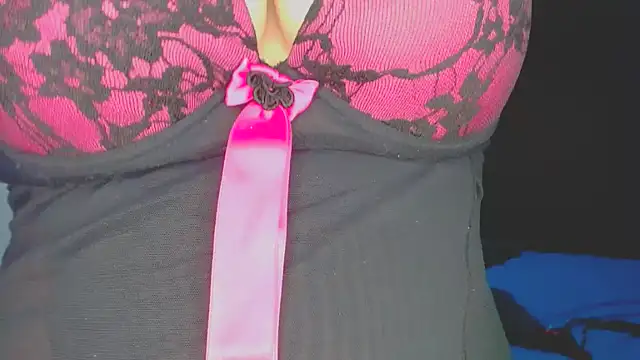 roxanasexy2025 online show from 10/01/25, 12:11