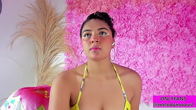 Melodymoore  online show from 11/03/25, 10:21