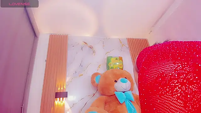 ValeriCardenas online show from 03/16/25, 02:44