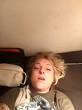 Snapshot of Foxxyhoneypott chatting on 03/11/26, 04:29 Foxxyhoneypott online show from 03/11/26, 04:29