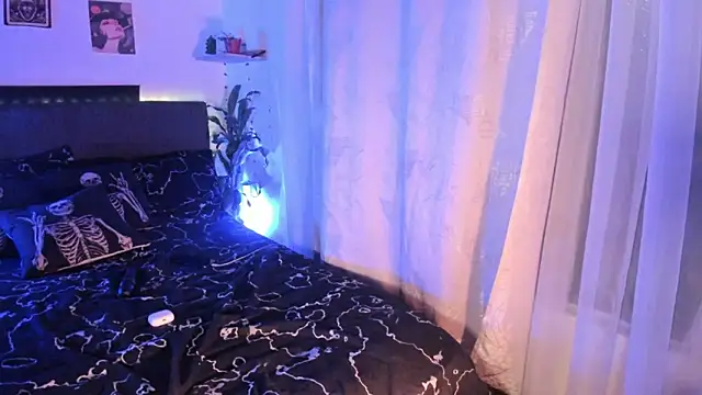 kathdolly online show from 11/19/25, 04:56