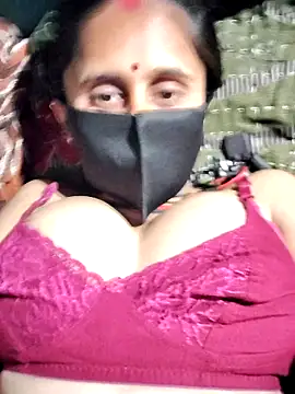 Divya Chandok online show from 02/09/26, 03:38