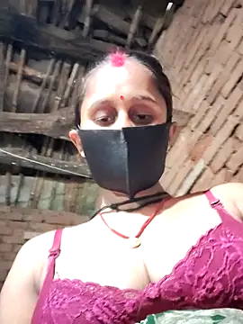 Divya Chandok online show from 02/16/26, 07:04