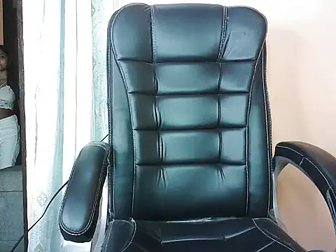 Snapshot of Mahi_DarlingS chatting on 03/13/25, 04:05 Mahi DarlingS online show from 03/13/25, 04:05