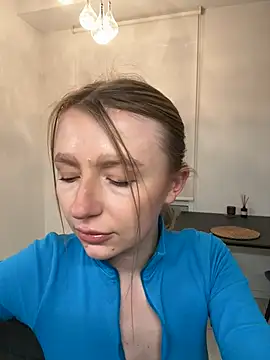 Snapshot of EvaBrooklyn chatting on 03/05/25, 06:01 EvaBrooklyn online show from 03/05/25, 06:01