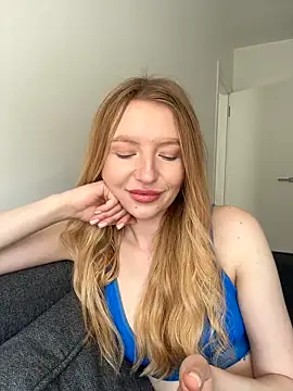 Snapshot of EvaBrooklyn chatting on 03/09/25, 09:46 EvaBrooklyn online show from 03/09/25, 09:46