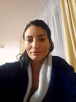 zoeylarkens online show from 11/19/25, 06:30