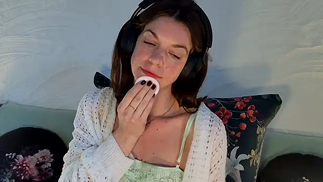 Snapshot of Rosemarie_Blu chatting on 03/01/26, 08:27 Rosemarie Blu online show from 03/01/26, 08:27