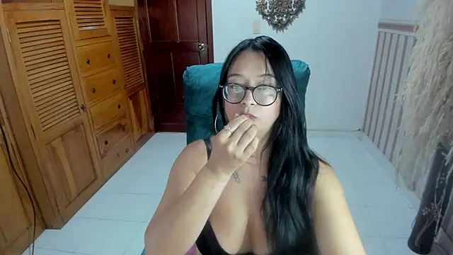 AnnaPerez  online show from 01/17/26, 07:28