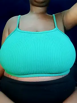 Snapshot of wamie12 chatting on 03/18/26, 09:23 wamie12 online show from 03/18/26, 09:23