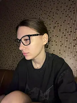 MrrKate online show from 06/03/26, 01:19
