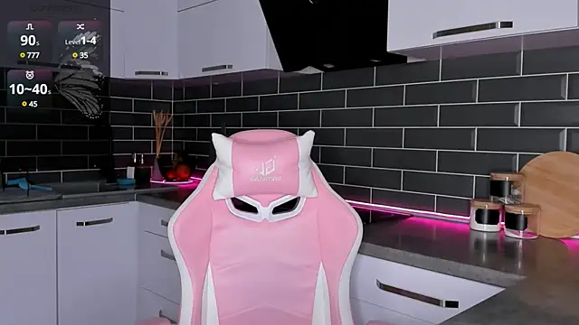 ShaiyaMinn3 online show from 03/10/25, 08:12