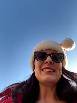 Snapshot of NataKitten chatting on 12/19/25, 12:23 NataKitten online show from 12/19/25, 12:23