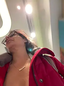 Snapshot of NataKitten chatting on 01/11/26, 06:24 NataKitten online show from 01/11/26, 06:24