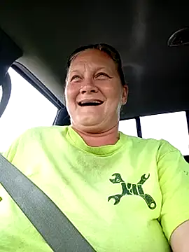 wetnwildforyou online show from 09/17/25, 03:14