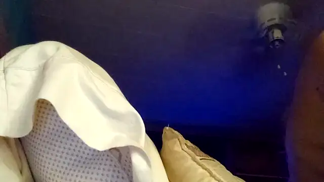 wetnwildforyou online show from 09/28/25, 04:29