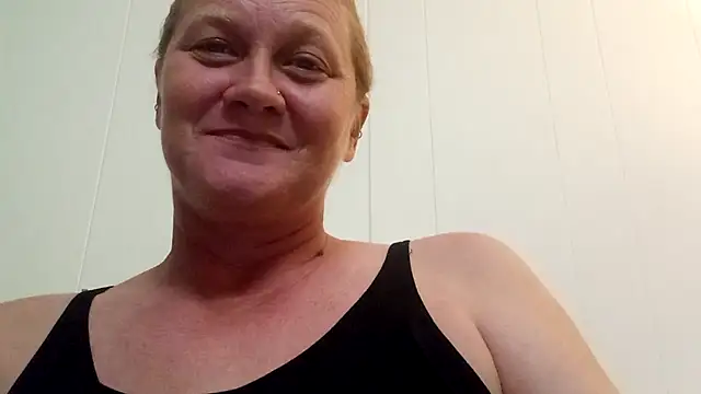 wetnwildforyou online show from 10/13/25, 02:00