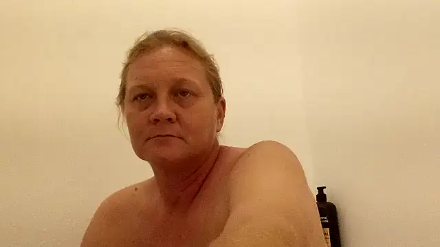 wetnwildforyou online show from 11/11/25, 12:54