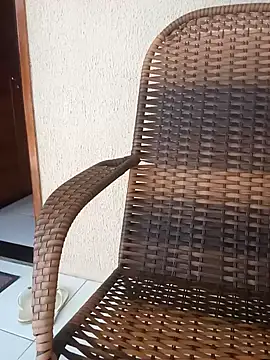 Snapshot of ebonye_ chatting on 10/05/25, 01:09 ebonye online show from 10/05/25, 01:09