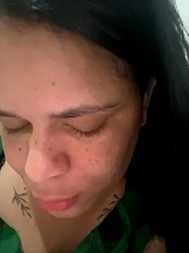 Snapshot of mel88Da chatting on 10/15/25, 10:21 mel88Da online show from 10/15/25, 10:21