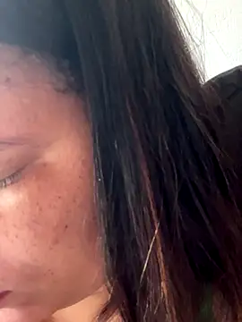 Snapshot of mel88Da chatting on 12/17/25, 02:12 mel88Da online show from 12/17/25, 02:12