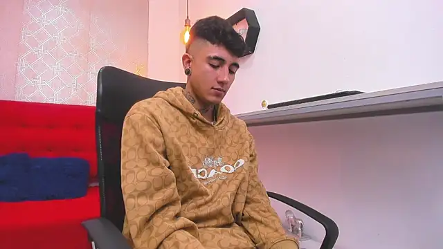 Patrick Rango online show from 12/17/25, 03:12